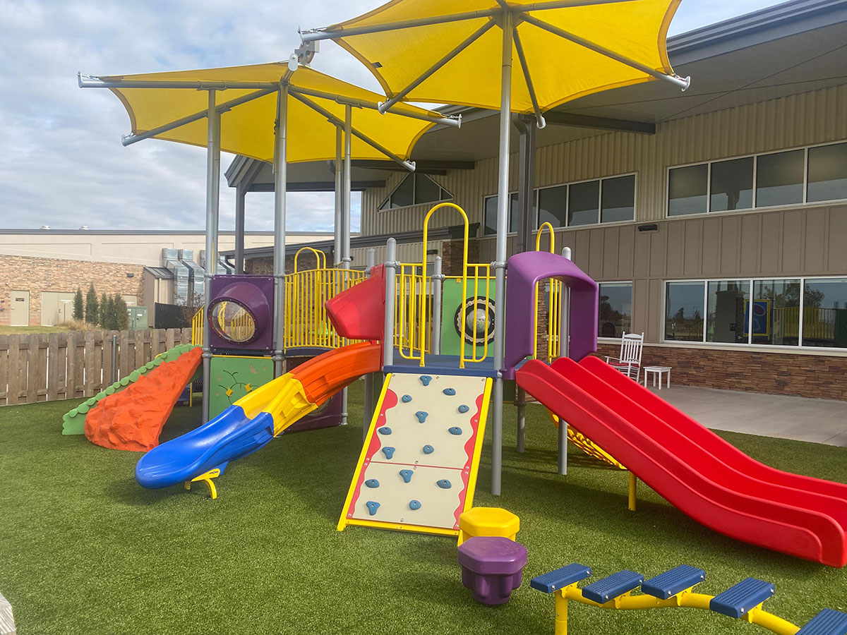 children's outdoor playground equipment